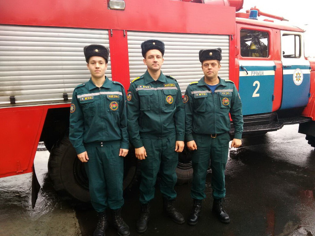 Боевой-расчет-ПАСЧ-2-в-составе-Павла-Черепко-Григория-Тимошенко-и-Павла-Царкова Боевой-расчет-ПАСЧ-2-в-составе-Павла-Черепко-Григория-Тимошенко-и-Павла-Царкова