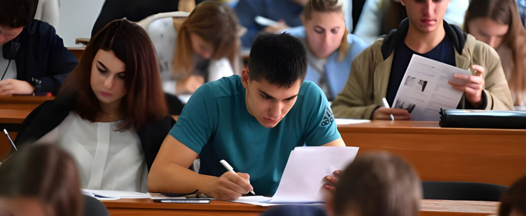 Поступающим в вузы на «заочку» потребуется стаж работы