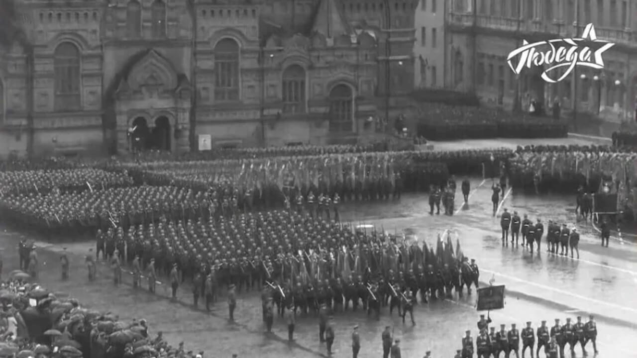 Телеканал "Победа" впервые покажет полную версию Парада Победы 1945 года в формате HD