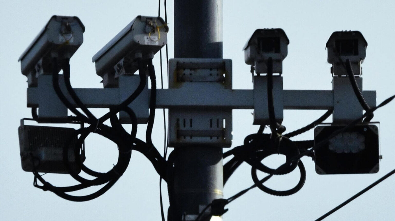 ГАИ хочет выявлять непристегнутых водителей и пассажиров по камерам