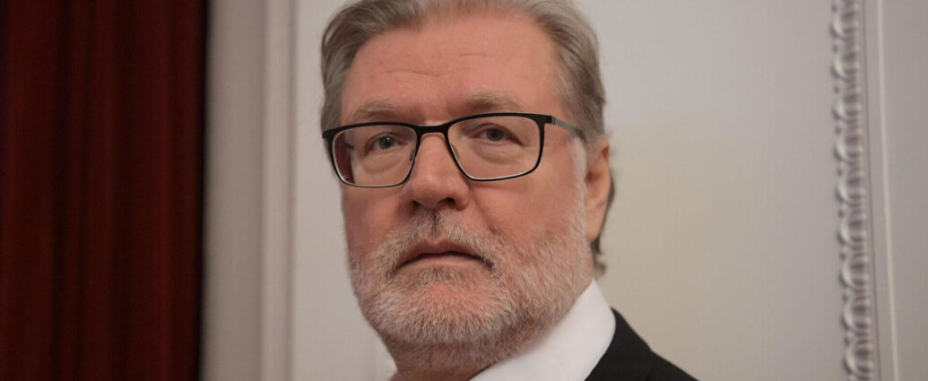 Скончался актер Владимир Симонов