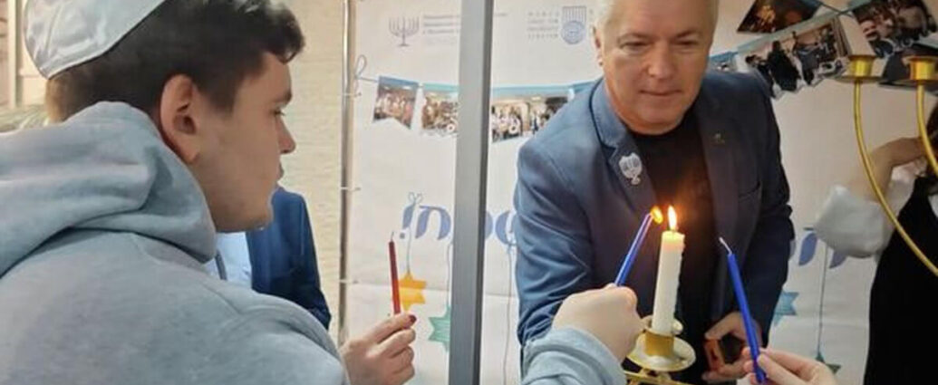 Праздник Ханука отмечают в минской синагоге — видео