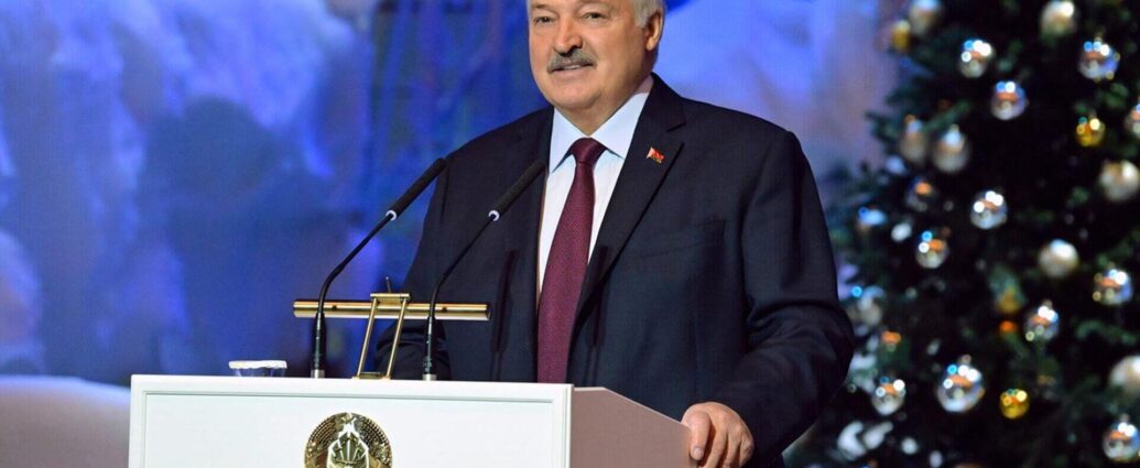 Лукашенко объявил новый 2026-й Годом белорусской женщины