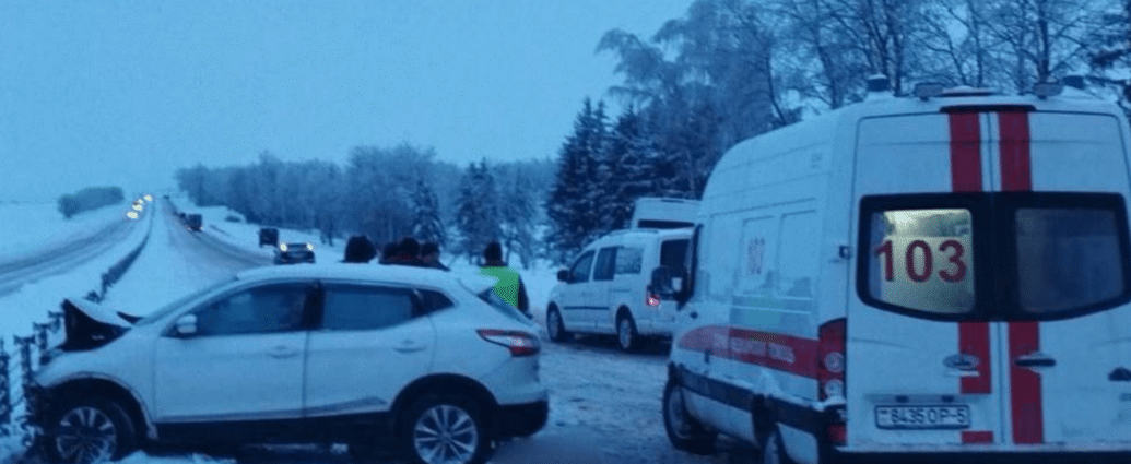 Женщина вышла из машины после ДТП и была сбита насмерть в Узденском районе