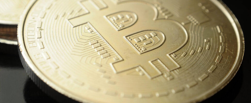 Самозанятые в Беларуси смогут получать оплату криптой