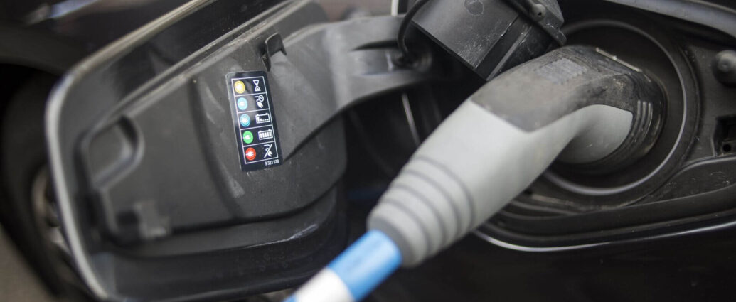 Число электромобилей в Беларуси выросло почти до 45 тысяч