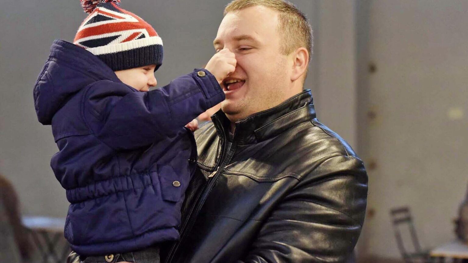 Врачи назвали риски позднего отцовства — хорошего мало