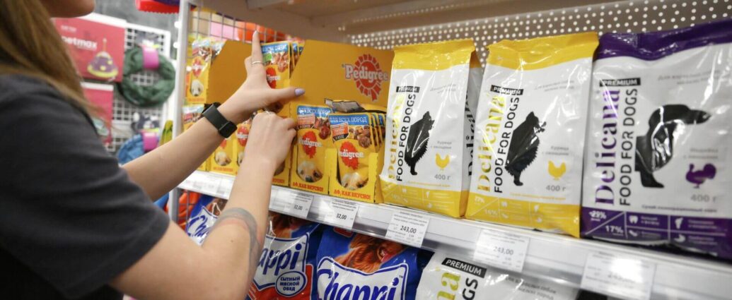 Небольшие магазины обяжут продавать корм для домашних животных
