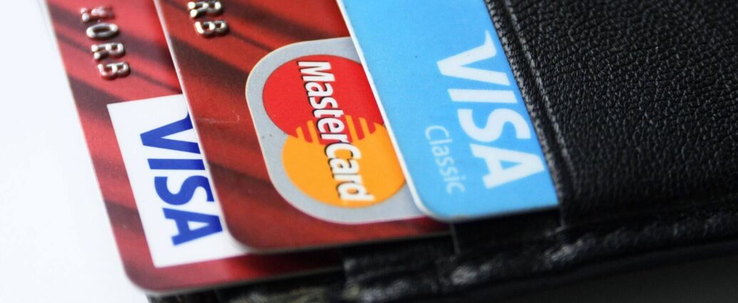 Количество карт на одного клиента могут ограничить в Беларуси