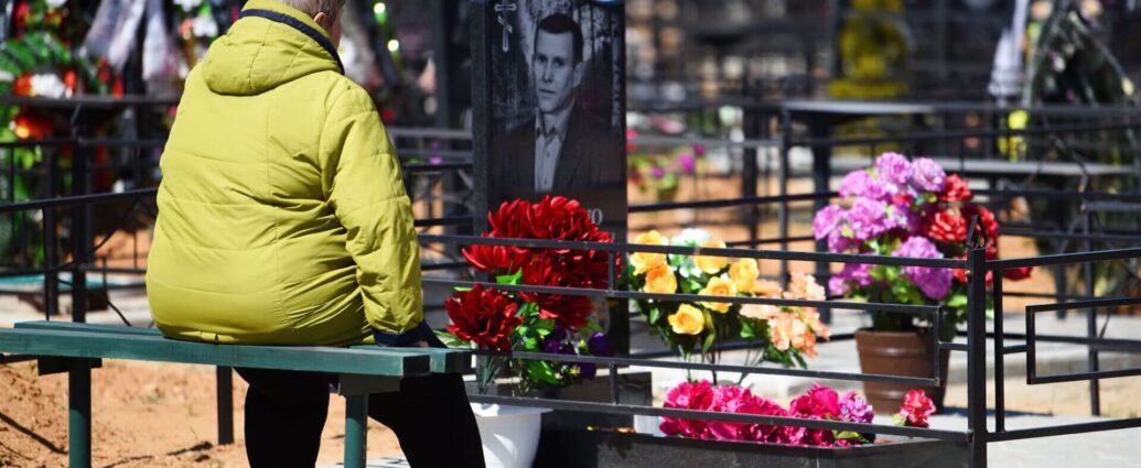 Пасху усопших — Радуницу — отмечают сегодня православные