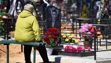 Пасху усопших — Радуницу — отмечают сегодня православные