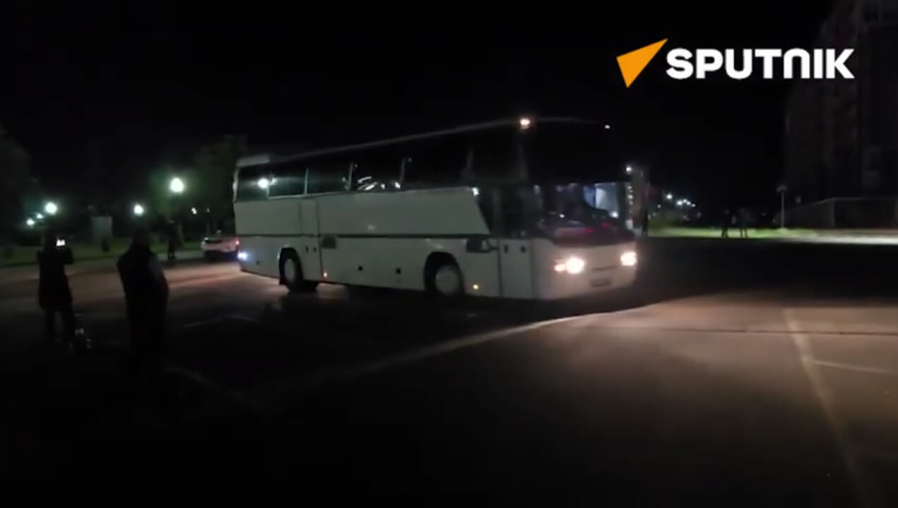 Как в Речице встречали белорусов после атаки дрона ВСУ под Брянском — видео