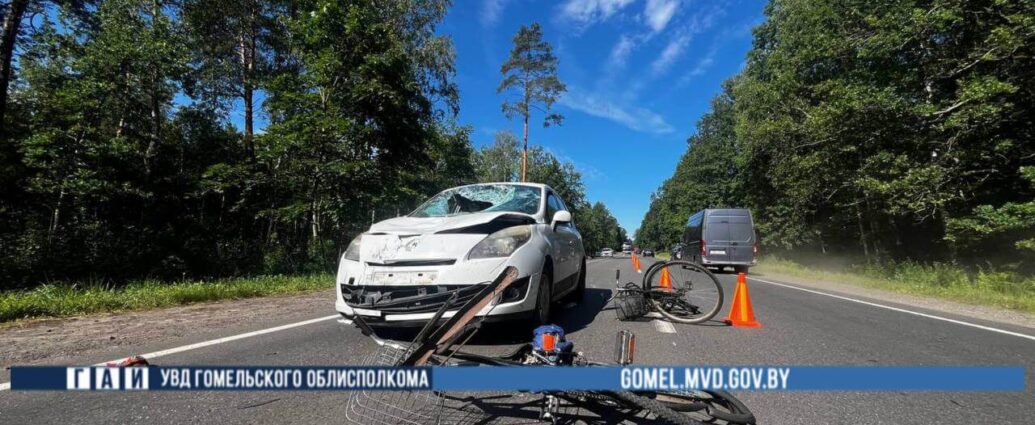 В Речицком районе совершен наезд на велосипедистов