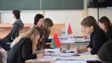 Белорусские вузы завершают прием документов на бюджет