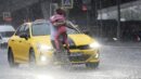 МВД дало рекомендации водителям в жару и грозу