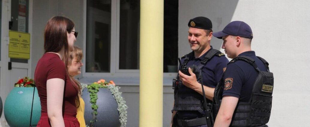 Милиция усилит охрану в школах Беларуси 1 сентября
