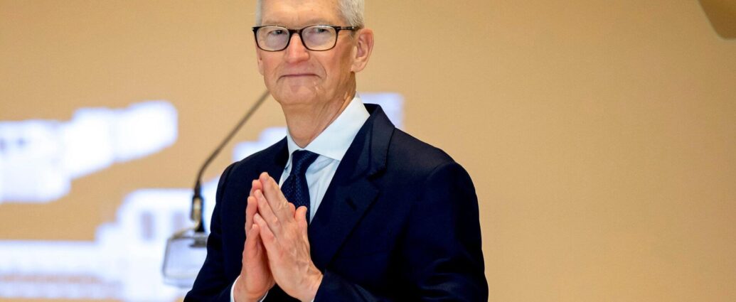 Ушел, но обещал остаться: генеральный директор Apple покинул свой пост