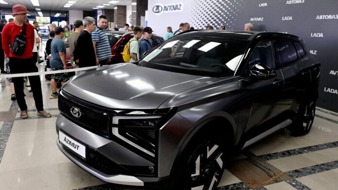 Кроссовер Lada Azimut запущен в серийное производство